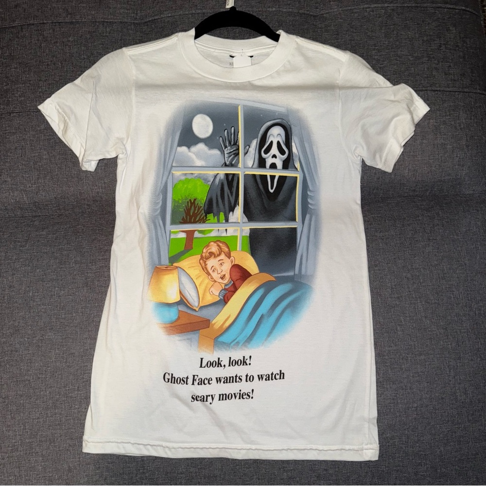 NWT Ghostface Scream Storybook T-Shirt Horror Halloween Size XS White